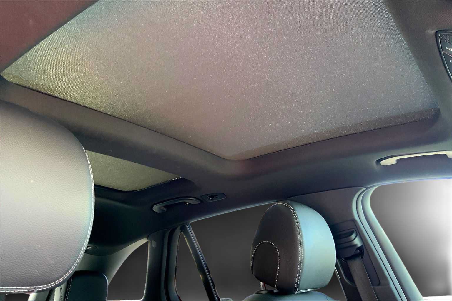 Used 2022 Mercedes-Benz GLC 300 image 30