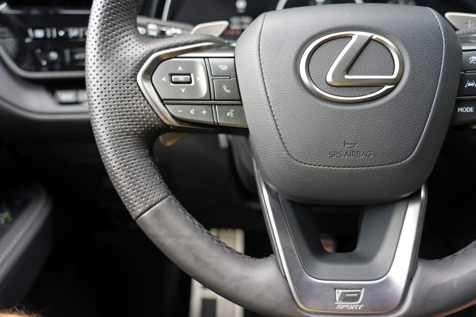 Used 2024 Lexus TX 500h AWD w/ Technology Package image 21