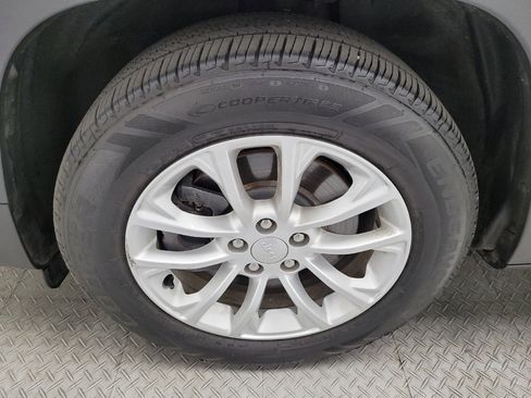 Used 2021 Jeep Cherokee Latitude image 31