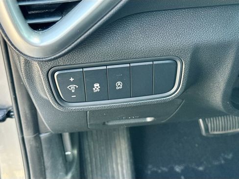 Used 2024 Kia Soul LX w/ Option Group 015 image 22