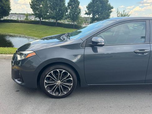 Used 2014 Toyota Corolla S w/ Driver Convenience Package FWD image 6