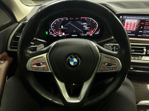 Used 2019 BMW X7 xDrive50i w/ Premium Package image 32