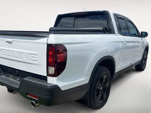Certified 2025 Honda Ridgeline Black Edition image 4