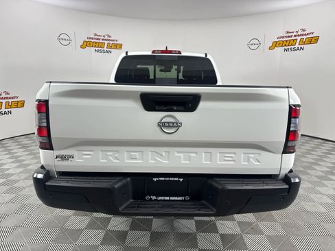 New 2026 Nissan Frontier S image 4