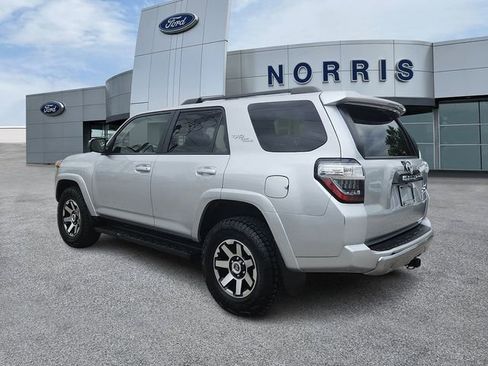 Used 2024 Toyota 4Runner TRD Off-Road AWD/4WD image 3