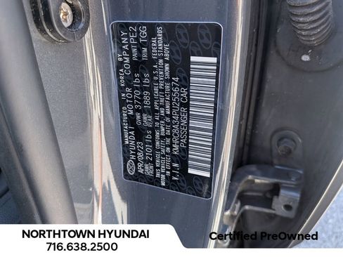Used 2023 Hyundai Venue SEL w/ Cargo Package FWD image 35