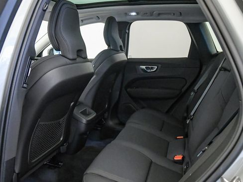 Certified 2026 Volvo XC60 B5 Plus w/ Climate Package PRO AWD/4WD image 19