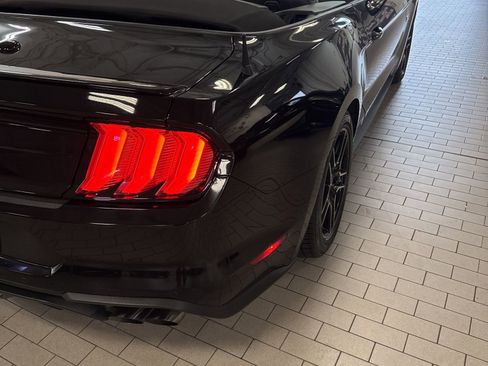 Used 2020 Ford Mustang GT Premium image 11