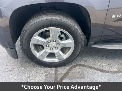 Used 2018 Chevrolet Suburban LT image 12