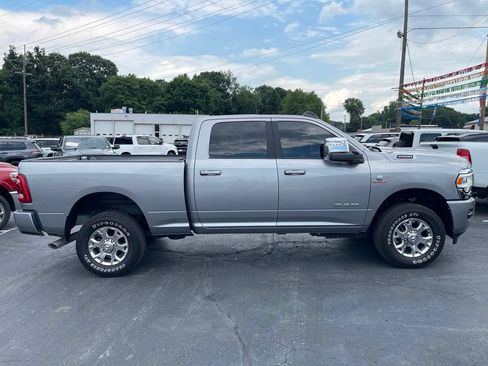 Used 2024 RAM 2500 Laramie w/ Safety Group AWD/4WD image 7