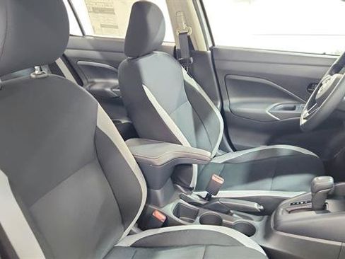 Used 2025 Nissan Versa S w/ Trunk Package FWD image 23
