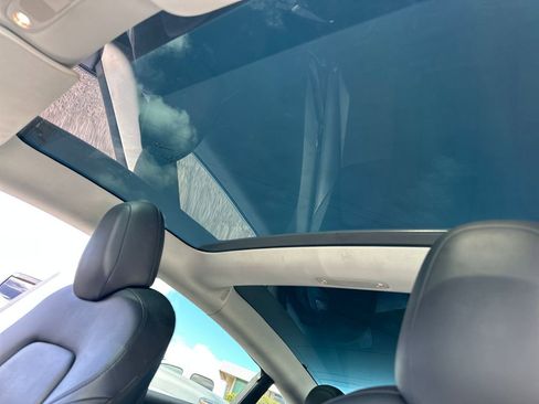 Used 2019 Tesla Model 3 image 19