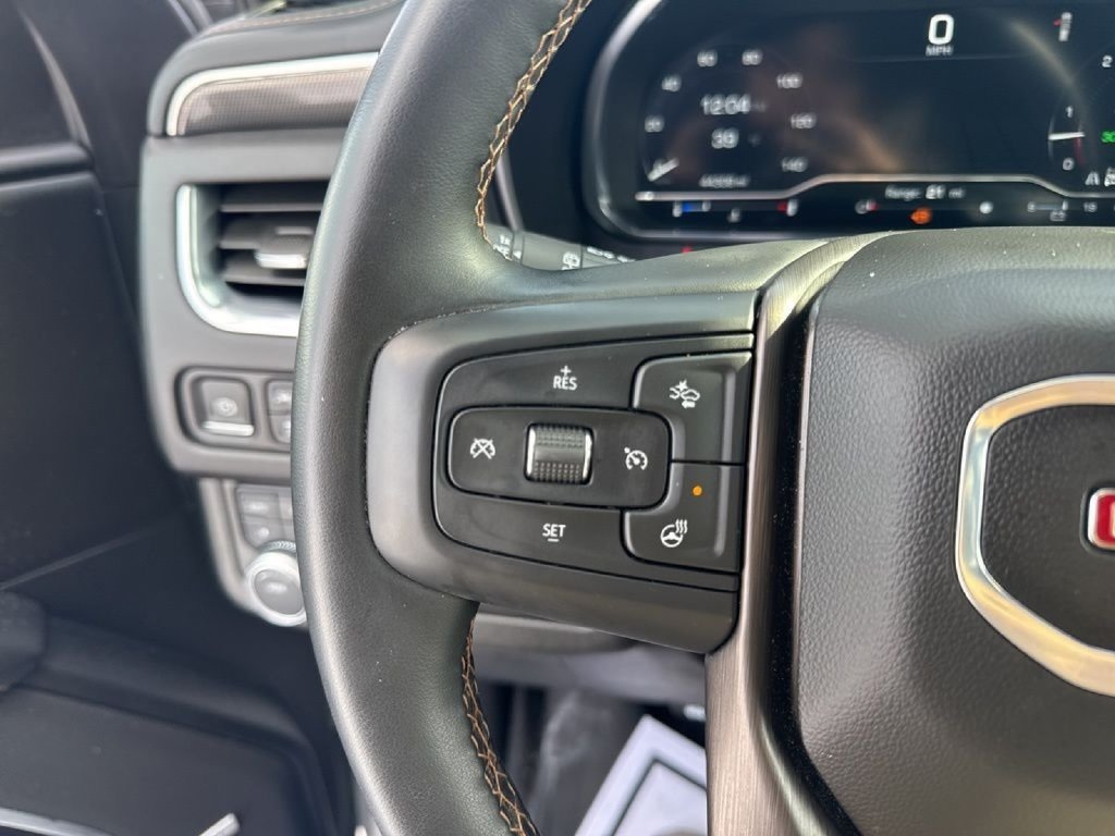 Used 2024 GMC Yukon AT4 AWD/4WD image 33