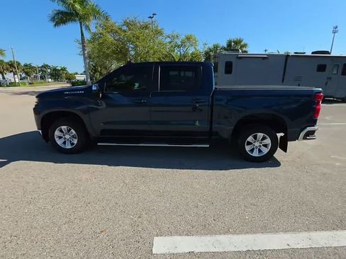 Used 2020 Chevrolet Silverado 1500 LT w/ All-Star Edition image 4