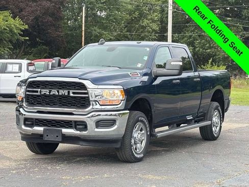 Used 2024 RAM 2500 Tradesman w/ Chrome Appearance Group AWD/4WD image 31