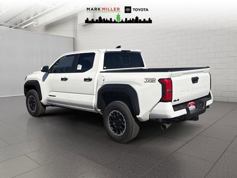 New 2026 Toyota Tacoma TRD Off-Road w/ TRD Off Road Upgrade Package AWD/4WD image 3