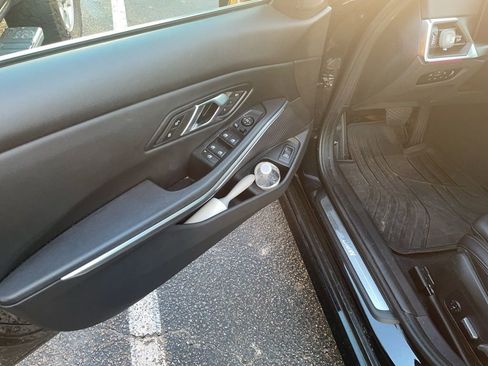 Used 2024 BMW 330i xDrive 330i xDrive w/ Convenience Package image 25