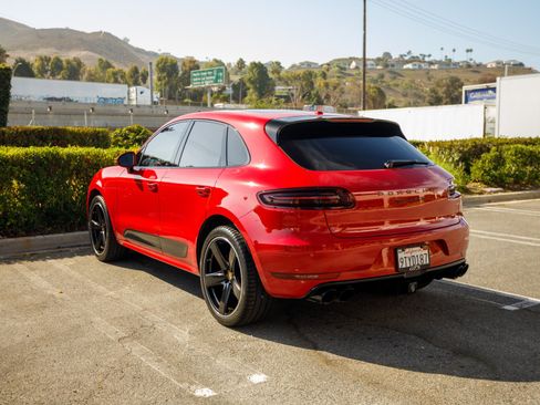 Used 2017 Porsche Macan GTS AWD/4WD image 7