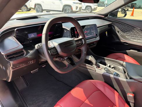 Used 2026 Dodge Charger Scat Pack AWD/4WD image 10
