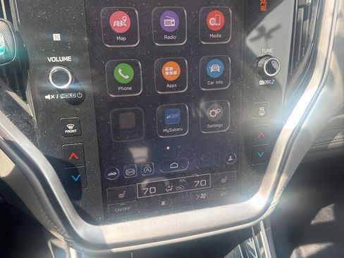 Used 2021 Subaru Outback Limited image 2