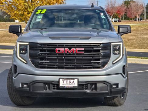 Used 2023 GMC Sierra 1500 Elevation image 2