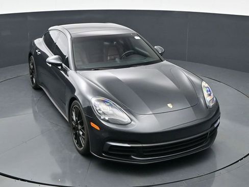 Used 2020 Porsche Panamera 4 image 26