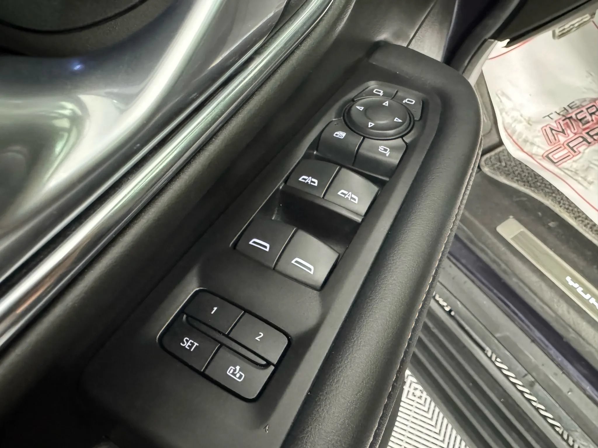 Used 2022 GMC Yukon AT4 AWD/4WD image 45