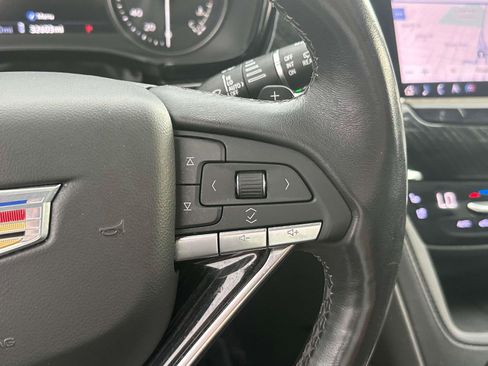 Used 2022 Cadillac XT6 Premium Luxury w/ Technology Package image 22