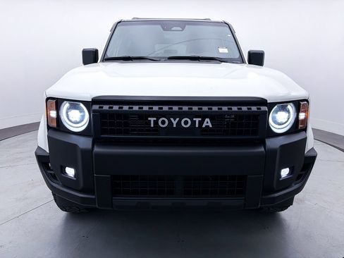 Used 2025 Toyota Land Cruiser 1958 image 11