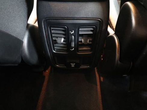 Used 2017 Jeep Grand Cherokee Altitude image 62