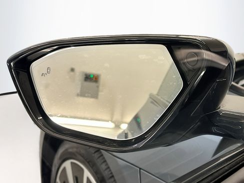 Used 2023 Lucid Air Pure AWD/4WD image 16