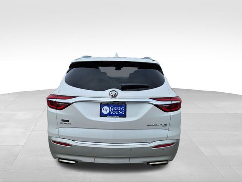 Used 2018 Buick Enclave Premium image 6