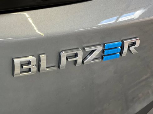 Used 2026 Chevrolet Blazer EV LT FWD image 26