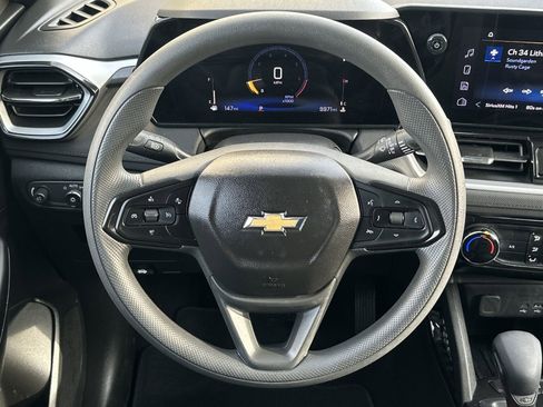 Used 2024 Chevrolet TrailBlazer LT image 19