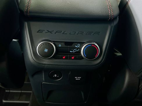 New 2026 Ford Explorer ST-Line w/ ST-Line Street Pack AWD/4WD image 31