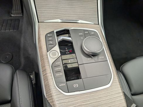 New 2026 BMW 330i Sedan w/ Premium Package image 20