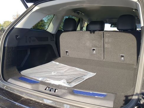 New 2026 Lincoln Nautilus Premier image 22