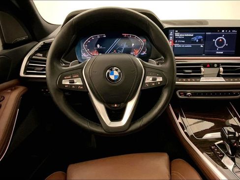 Used 2020 BMW X5 xDrive40i w/ Premium Package AWD/4WD image 4