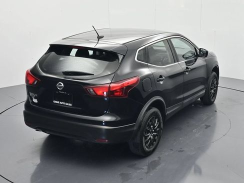 Used 2018 Nissan Rogue Sport S FWD image 32