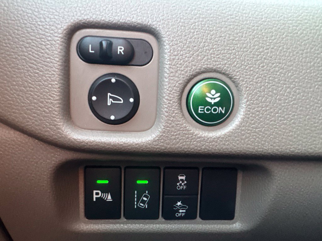 Used 2017 Honda Pilot Elite image 49