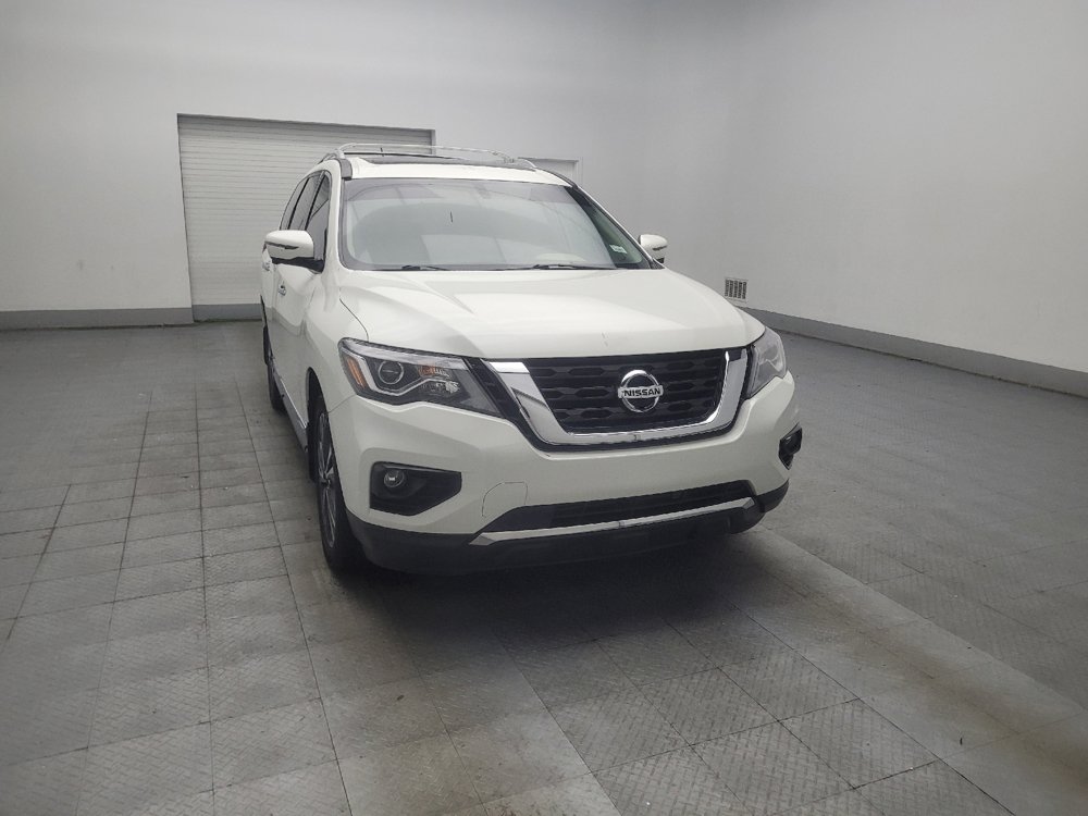 Used 2018 Nissan Pathfinder Platinum FWD image 13