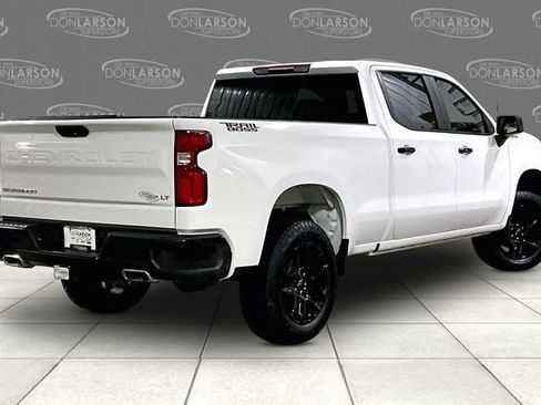 Used 2024 Chevrolet Silverado 1500 LT Trail Boss AWD/4WD image 7