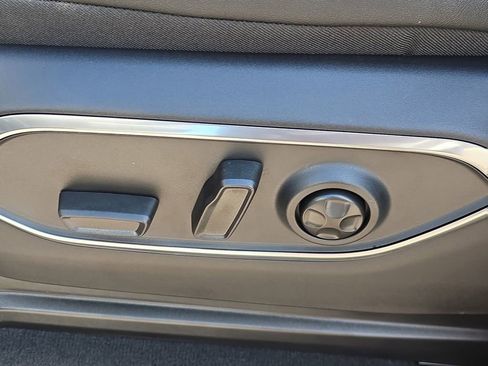 New 2026 Jeep Grand Wagoneer L Limited w/ Convenience Group I image 15