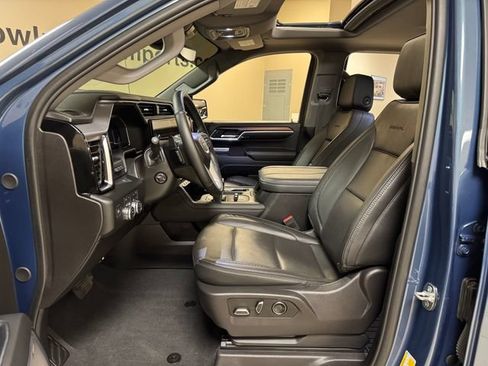 Used 2024 GMC Sierra 1500 Denali w/ Denali Reserve Package AWD/4WD image 9