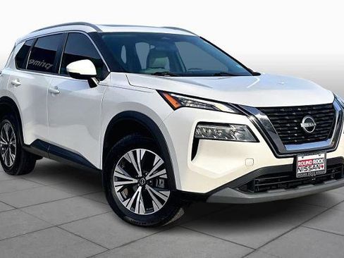 Certified 2022 Nissan Rogue SV w/ SV Premium Package image 2