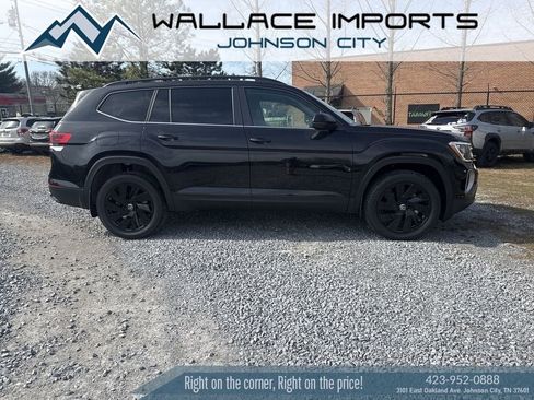 New 2026 Volkswagen Atlas SE AWD/4WD image 1