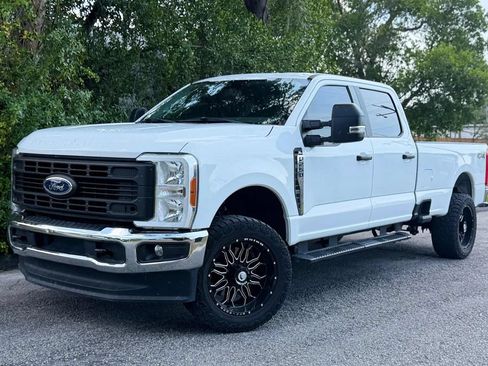 Used 2023 Ford F250 XL w/ XL Chrome Package AWD/4WD image 4