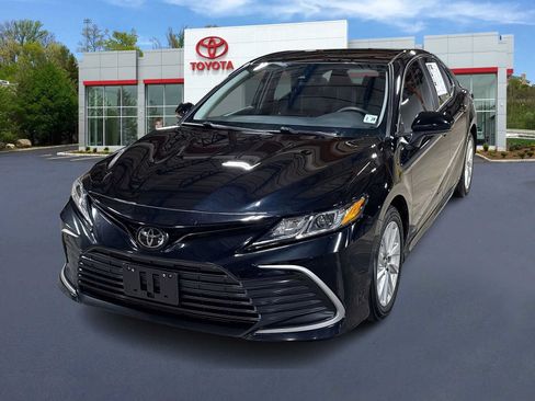 Used 2023 Toyota Camry LE FWD image 1