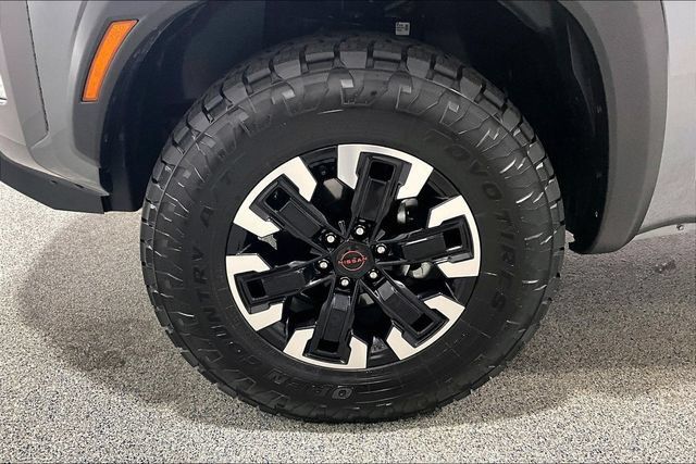 Used 2023 Nissan Frontier PRO-4X AWD/4WD image 41