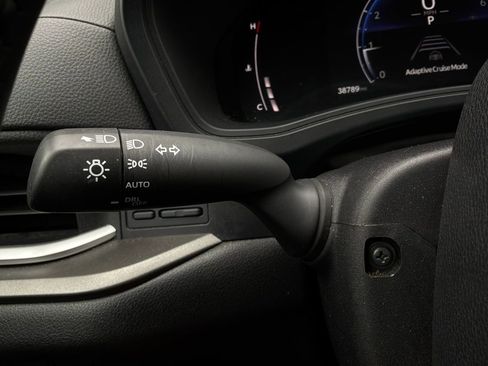 Used 2025 Toyota Grand Highlander FWD image 38